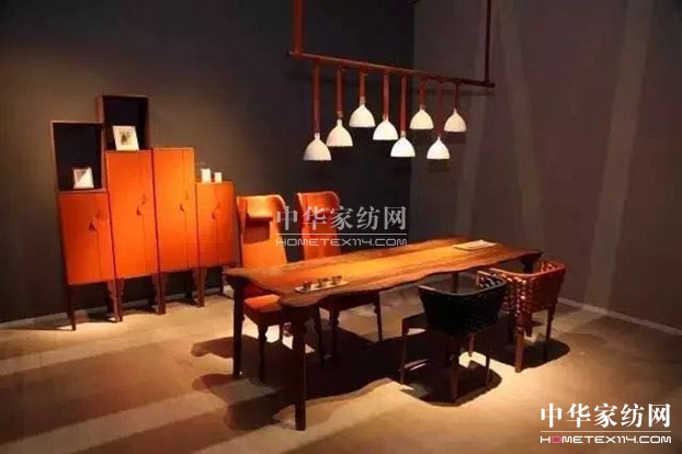 ܛ�b�L(f��ng)�����OӋʢ�������ܼҾ��������ۼ���ʺ����㹲���Ї��Ҳ���(hu�� )��ʮ�A�Q