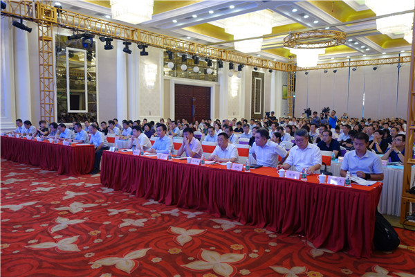 300���ИI(y��)��ʿ�R���Ї��Ҽ��ИI(y��)�|(zh��)�����(hu�� )���o�����O�|(zh��)�������l(f��)չ���{