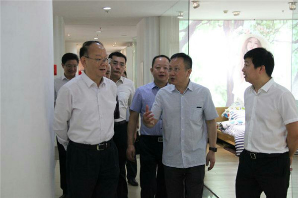 �м�(li��n)�hί��(sh��)ӛ����һ�Ќ�(sh��)�����L(f��ng)��ͨ�Ҽ���I(y��)