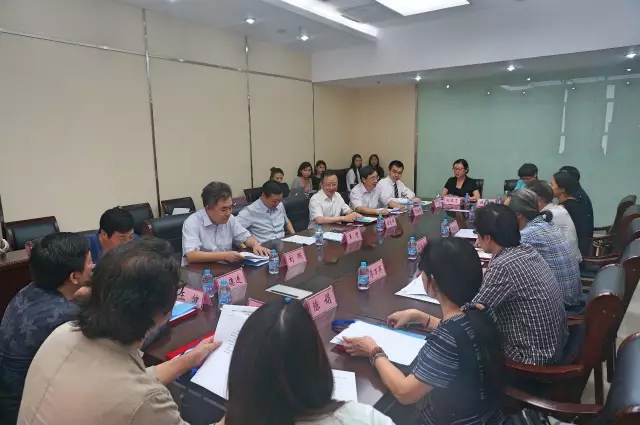 �Ҹ�������ζϯ����ͨ������������300���Ҽ��a(ch��n)Ʒ��Ů�����