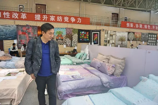 �Ҹ�������ζϯ����ͨ������������300���Ҽ��a(ch��n)Ʒ��Ů�����