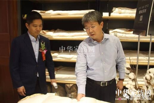 ���݄Pʢ�Ҽ�9��29��ʢ�b�_(k��i)�I(y��)��