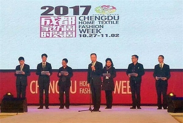 �r(sh��)�����I(l��ng)������2017�ɶ��Ҽ���•�ɶ��r(sh��)�b�������ݾ��ʆ�Ļ