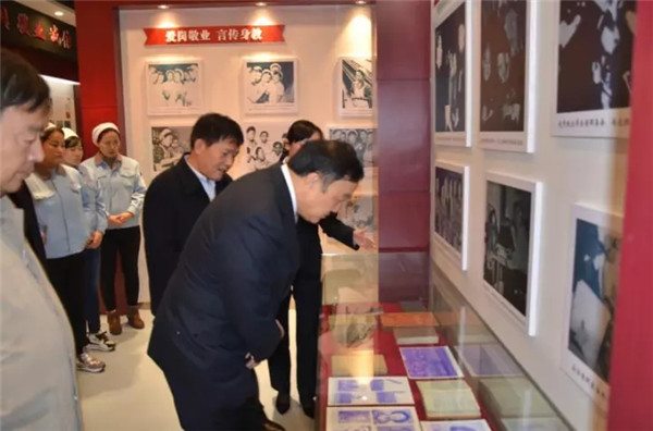 ��P��ģ�������w��(m��ng)�Ҽo���^���м�(li��n)���衰��(��i)�����x�������ء�