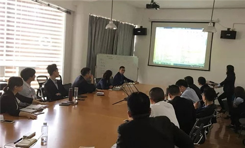 �Pʢ��(h��)��F�����(d��ng)�O���澳���ƵZͬ����