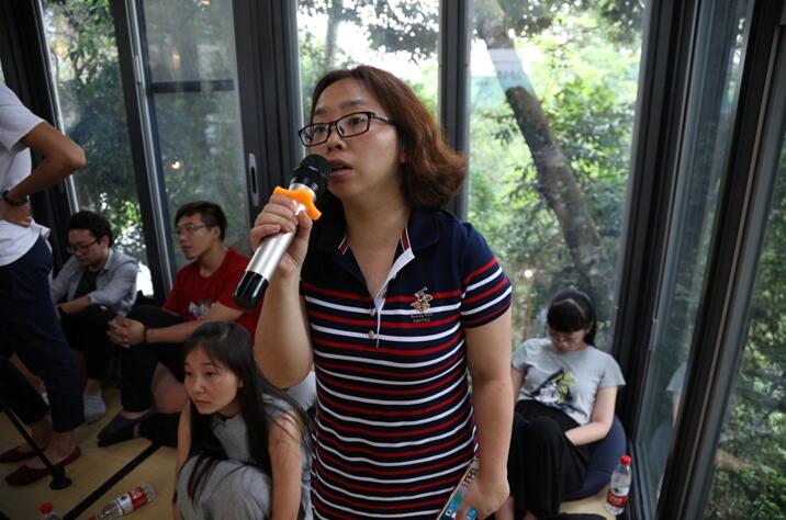 ����Ȼ���ؾ�����������һ��(ch��ng)���ӵİl(f��)����(hu�� )