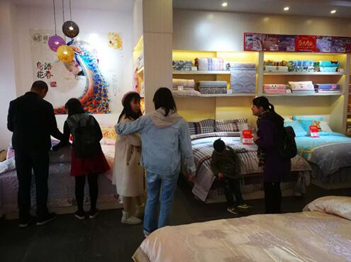 ˯�����Ҽ�¡���M(j��n)�v�(y��ng)��������(ch��ng)�����