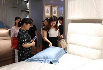 ����ƥ�R�޴�Ʒ���㽭���족�F�w�˜��ƶ�����(d��ng)��ӑ��(hu�� )�ڲ���Ҽ�������_(k��i)