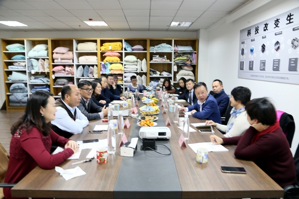 ���������ںϰl(f��)չ�����(hu�� )�L(ch��ng)����Ī��˹