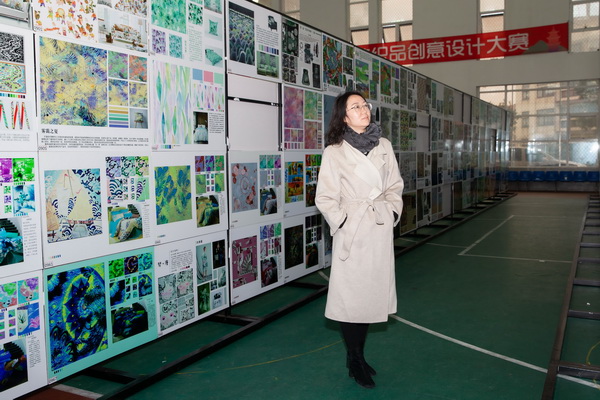 ��ɽz�I�����������Ї��z�I���ü���Ʒ��(chu��ng  )���OӋ��ِ�A�M(m��n)��Ļ��