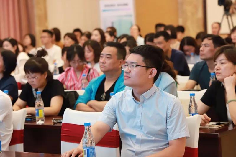 ��Ʒ•�������Ҽ�2019�ﶬ��Ʒ�l(f��)����(hu�� )�A�M(m��n)�չ���