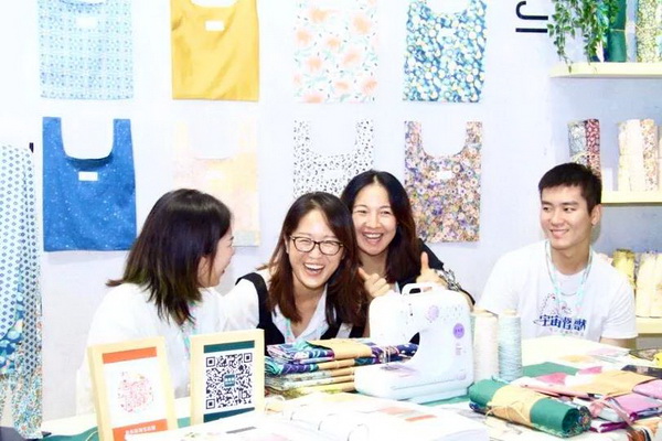 ���첼������չ2020intertextile�Ϻ��Ҽ�չ�����h��(chu��ng  )������M�@���H��