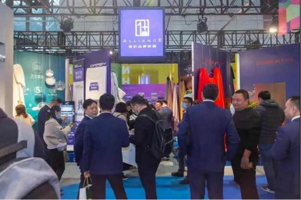 �M�F���ഺ���Ҽ�չ����Ҽ�ӡ�(li��n)�˄�(chu��ng  )�¼Ҽ��a(ch��n)�I(y��)�����B(t��i)