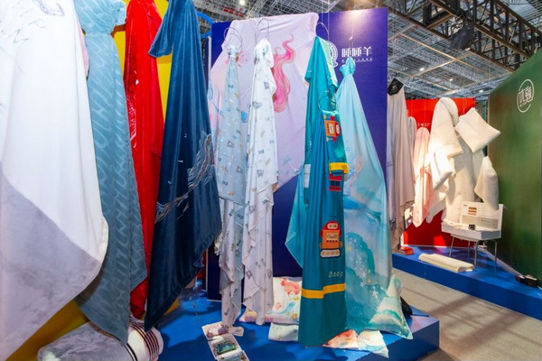 �M�F���ഺ���Ҽ�չ����Ҽ�ӡ�(li��n)�˄�(chu��ng  )�¼Ҽ��a(ch��n)�I(y��)�����B(t��i)