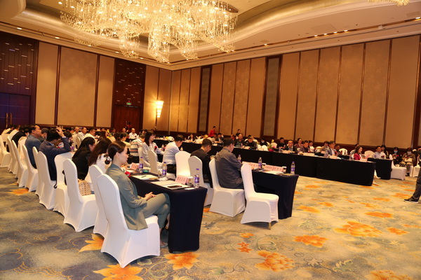 �R���ИI(y��)���������ɼҼ��P���𺽡����u�мҼ��f(xi��)��(hu�� )�������(hu�� )¡�����_(k��i)