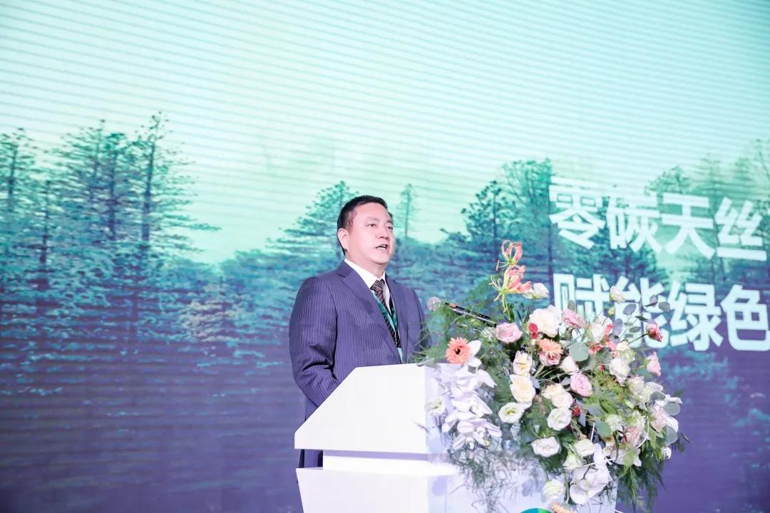 ��̼��z™�w�S�x�ܮa(ch��n)�I(y��)����m���c��̫�(y��ng)����(chu��ng  )���Gɫ�r(ji��)ֵ��