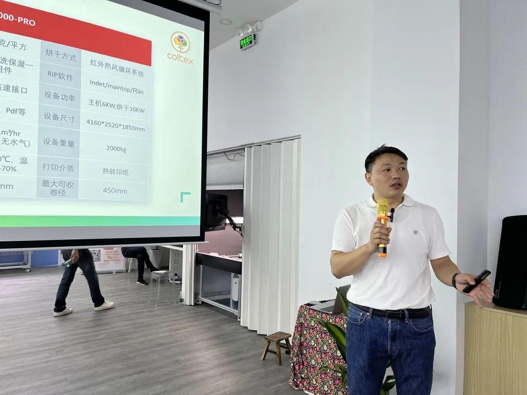 ��ʼ���Ʒ���aӡˇչʾ���ĳɹ���Ļ���F��(ch��ng)�l(f��)������ذ���Ʒ