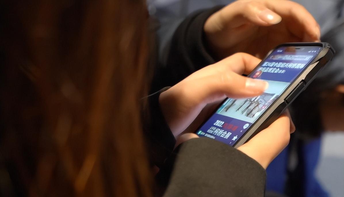 �＾������(hu�� )�����ּ�����ϵ�л��(d��ng)�A�M(m��n)�չ����ڴ�������Ҋ(ji��n)��